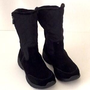 Lands End Woman’s Black Suede/Fabric Snow Boot Mid Calf Lined Outdoor Winter Y2K